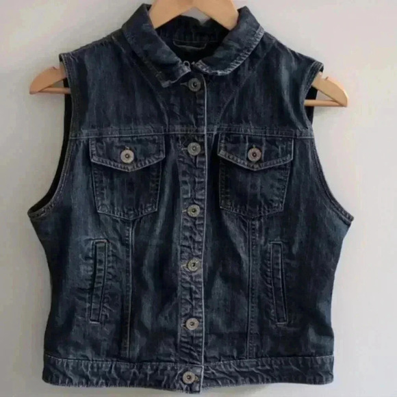 2016 BY PARASUCO |  Women's Dark Wash Button Up Sleeveless Denim Vest - Picture 1 of 3